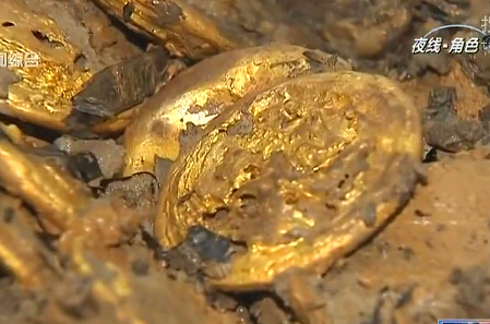 西漢?；韬蚰钩鰣D金餅187枚