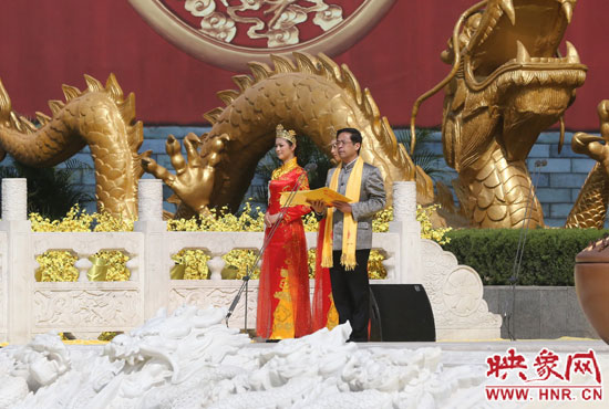 省委副書記、省政協(xié)主席葉冬松致歡迎詞。映象網(wǎng)記者 邵恰 攝