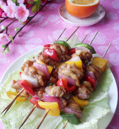 橙香蜜汁烤雞串 橙香蜜汁烤雞串