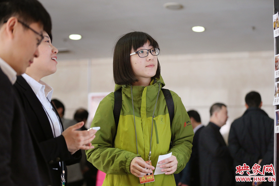 解答咨詢大象融媒的樂天。