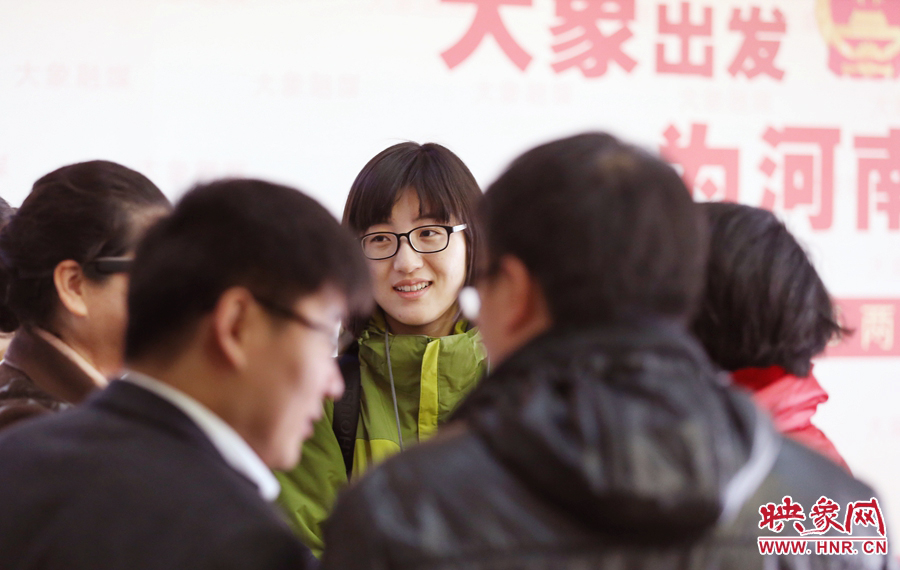 做講解員的樂天。