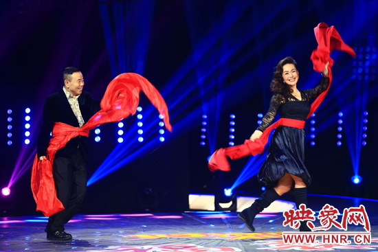 潘長江與昔日夢中情人聯(lián)手秀秧歌 潘長江與昔日夢中情人聯(lián)手秀秧歌