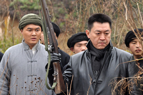 庹宗華首演反一號(hào)周見白