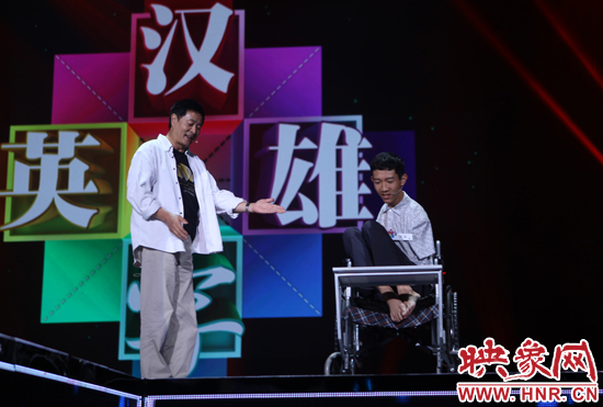 濮存昕因彭超精彩表現(xiàn)感動(dòng)落淚 濮存昕因彭超精彩表現(xiàn)感動(dòng)落淚