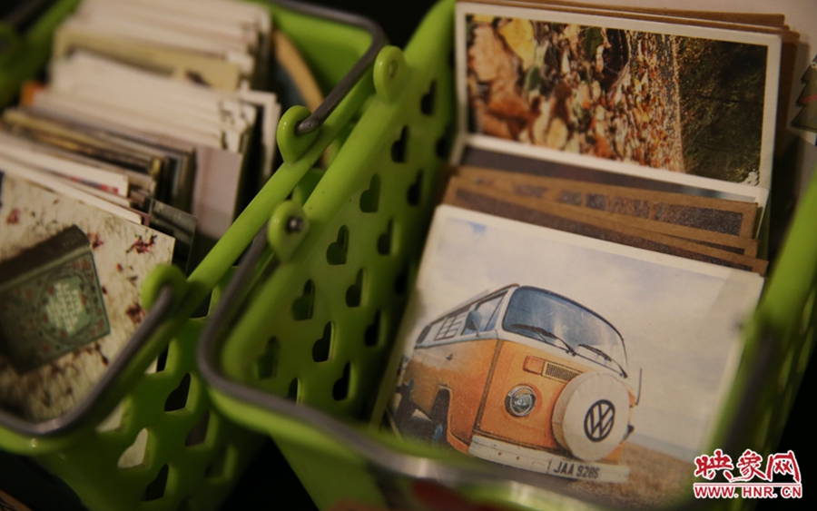 書店內(nèi)出售的書簽。