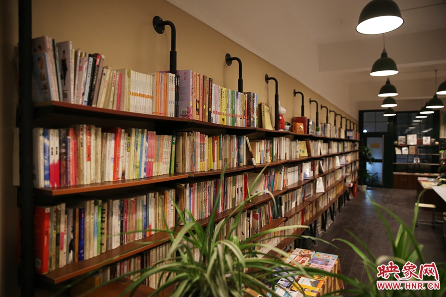 書店內(nèi)的裝飾。