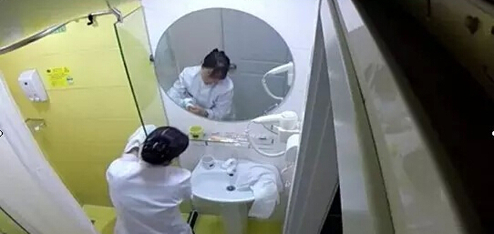 知名酒店用房客浴巾擦馬桶、擦地板