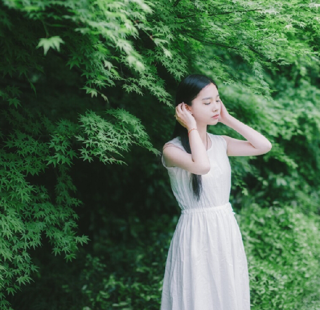 同濟90后學(xué)霸女神?；?顏值爆表清純迷人